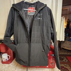 Men's Milwaukee Heated Jacket  Hooded. New Never Worn. Was A Gift.